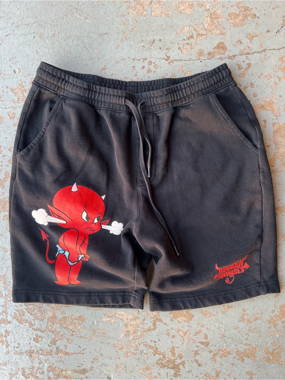 Men’s Medium Broken Promises Hot Stuff Shorts